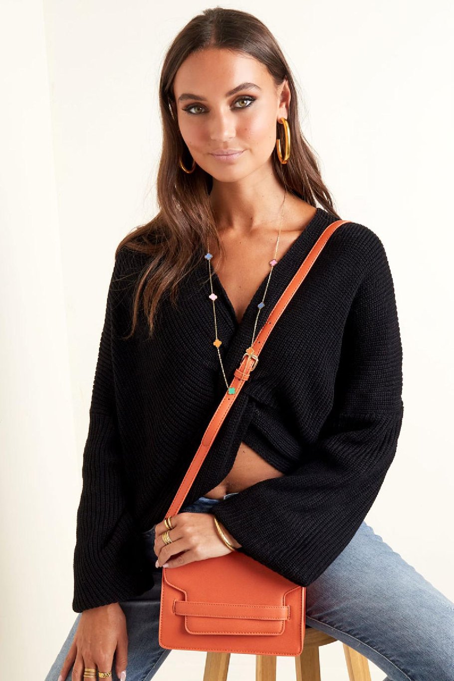 Square PU leather shoulder bag with buckle closure Picture3